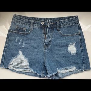 Never worn shorts! Love them but didn’t fit!